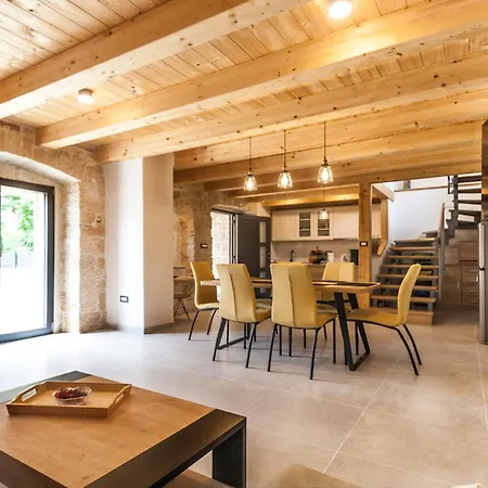Vila Doda With Heated Pool, Garden And Indoor Sauna In Istria Croatia Modrusani