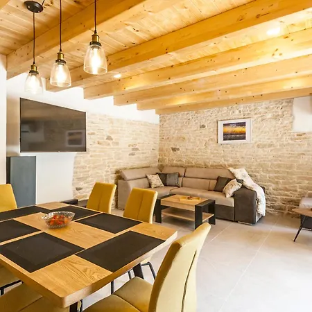 Doda With Heated Pool, Garden And Indoor Sauna In Istria Croatia Villa