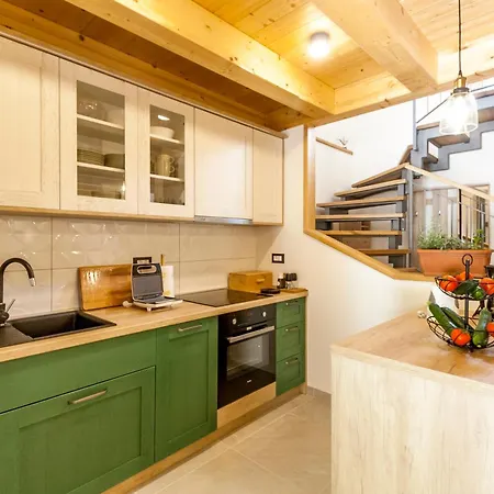 Doda With Heated Pool, Garden And Indoor Sauna In Istria Croatia