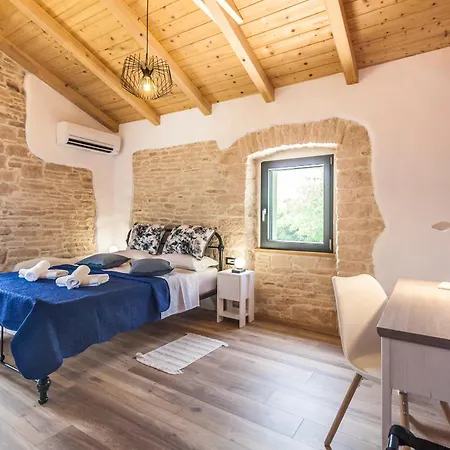 Doda With Heated Pool, Garden And Indoor Sauna In Istria Croatia Villa *