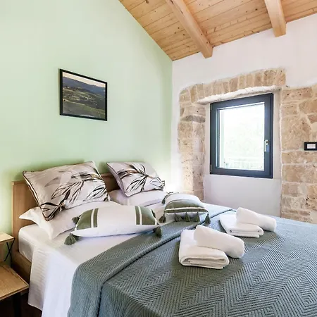 Doda With Heated Pool, Garden And Indoor Sauna In Istria Croatia Villa *