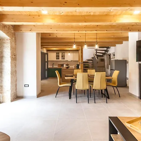 Villa Doda With Heated Pool, Garden And Indoor Sauna In Istria Croatia Modrusani
