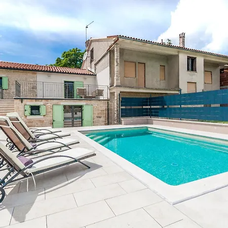 Doda With Heated Pool, Garden And Indoor Sauna In Istria Croatia * Modrusani