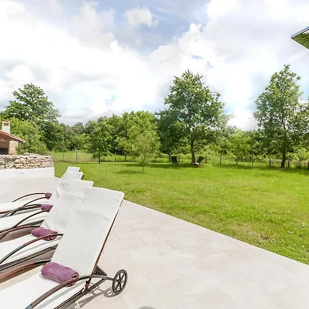 Doda With Heated Pool, Garden And Indoor Sauna In Istria Croatia Villa *